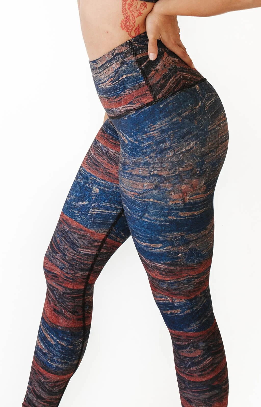 Pedra Printed Yoga Leggings 2 Pedra Printed Yoga Leggings - Image 2