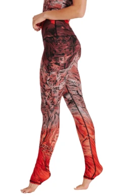 Red Rocks Printed Yoga Leggings -YOGA DEMOCRACY Sales 1101 redrocks left removebg