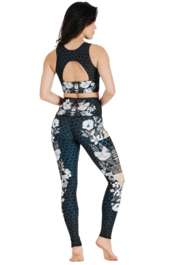Beeloved Blackout Printed Yoga Legging -YOGA DEMOCRACY Sales 1103 BEELOVEDBO FULLBODY removebg