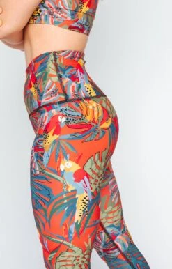 Tropical Paradise Printed Yoga Leggings -YOGA DEMOCRACY Sales 1103 TropicalParadise Closeup