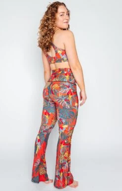 Split Flare Pant In Tropical Paradise -YOGA DEMOCRACY Sales 1116 TropicalParadise Fullbody