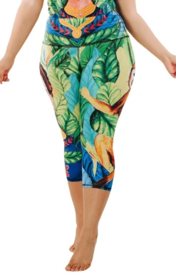 Frida Printed Yoga Crops 11 Frida Printed Yoga Crops -YOGA DEMOCRACY Sales 1201 frida front removebg