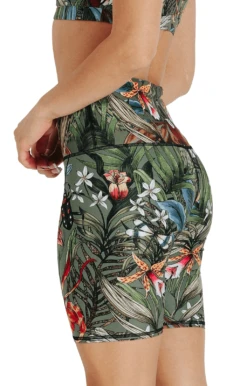 Biker Short In Green Thumb 7 Biker Short In Green Thumb -YOGA DEMOCRACY Sales 1304 GT left removebg