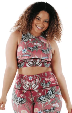 Free Range Sports Bra In Pretty In Pink -YOGA DEMOCRACY Sales 1504 PIP front removebg