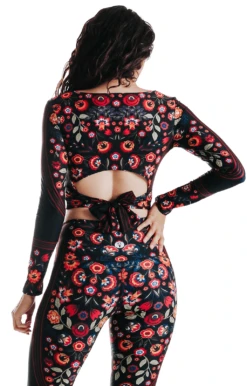 Ballet Barre Long Sleeve In Folklore -YOGA DEMOCRACY Sales 1608 Folklore back removebg