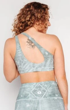 Front Page -YOGA DEMOCRACY Sales 1610 PureSage Back