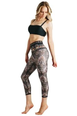 Espresso Yourself Printed Yoga Crops -YOGA DEMOCRACY Sales Cropped 1201 sidefb1 EspressoYourself af0f7fdb 23aa 44e4 9e6a 5d351fad4b56